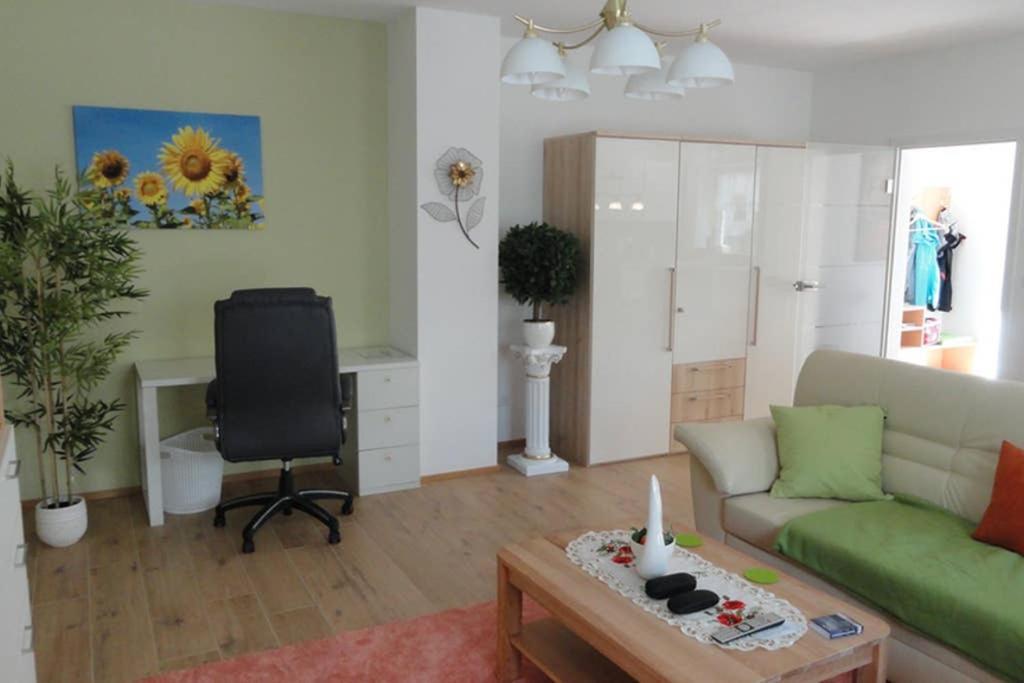 Top 2 Zi-Wohnung, 350 M Zum See フリードリヒスハーフェン エクステリア 写真
